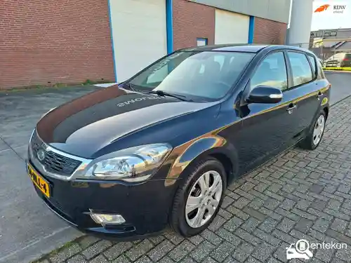 KIA cee´d 1.4 ISG 2010