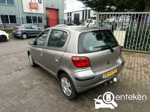 Toyota Yaris 1.3 2004
