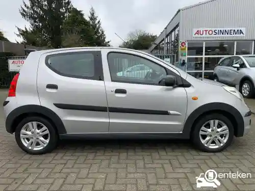 Suzuki Alto 1.0 2011