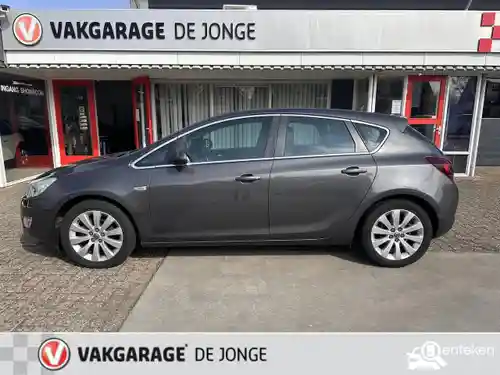 Opel Astra 1.4 Turbo 2011