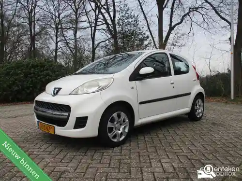 Peugeot 107 1.0 70 2011