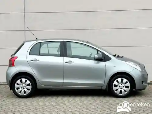 Toyota Yaris 1.3 2006