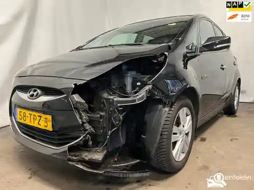 Hyundai ix20 1.6 blue 2012