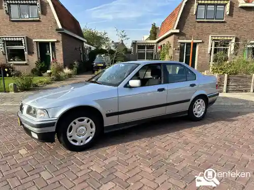 BMW 318i Touring 1998