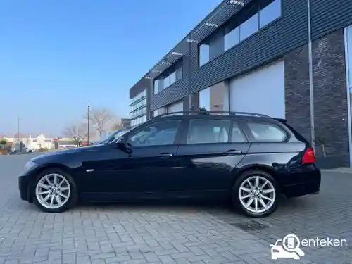 BMW 318i Touring 2008