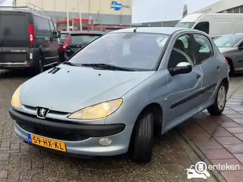 Peugeot 206 75 2002