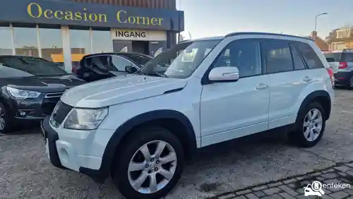 Suzuki Grand Vitara 2.4 2010