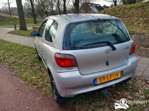 Toyota Yaris 1.3 2002