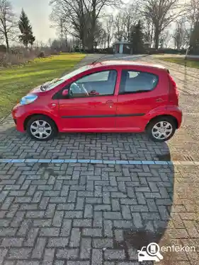 Peugeot 107 1.0 70 2010