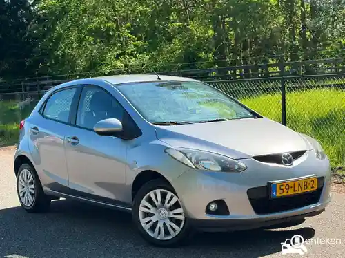 Mazda 2 1.3 2010