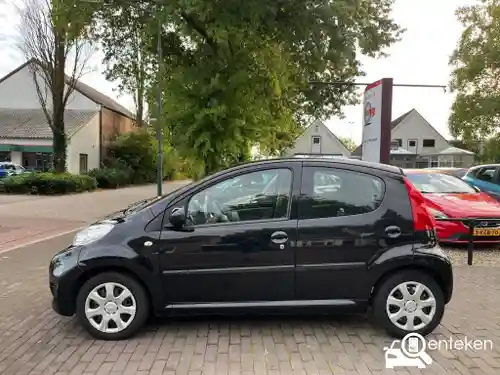 Peugeot 107 1.0 70 2010