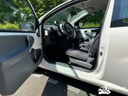 Peugeot 107 1.0 70 2010