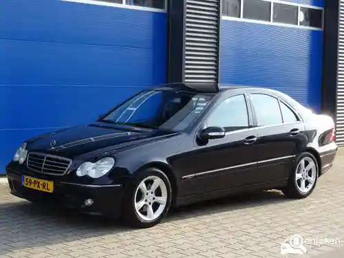Mercedes-Benz C 180 2005