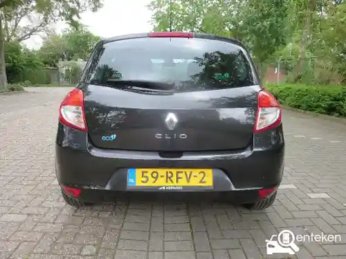 Renault Clio 1.2 16V 75 2011