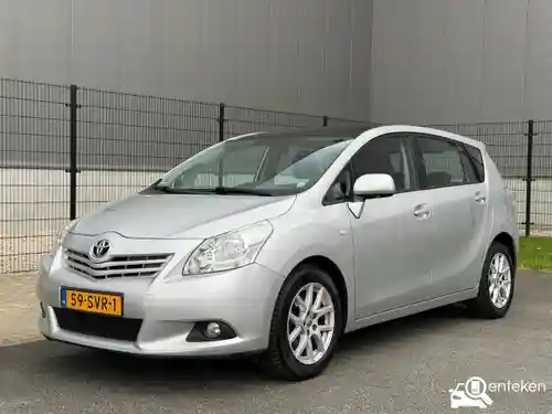 Toyota Verso 1.8 2012