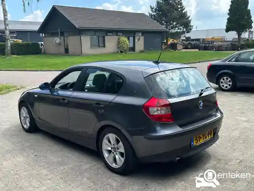 BMW 118i 2006