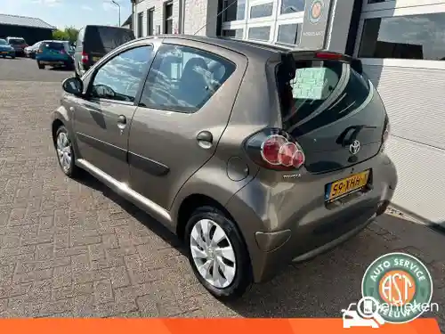 Toyota Aygo 1.0 2012
