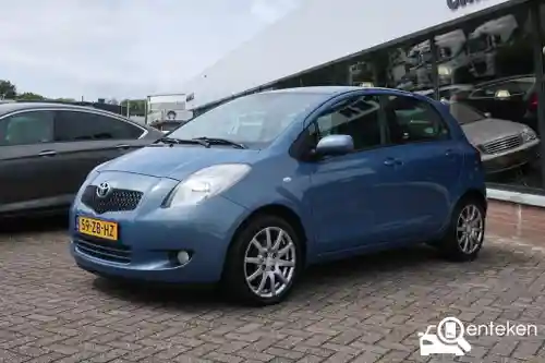 Toyota Yaris 1.3 2008