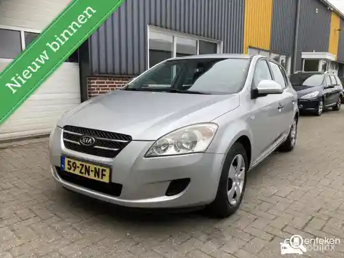 KIA cee´d 1.6 2008