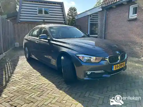 BMW 318d 2013