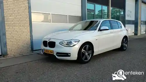 BMW 114i 2013