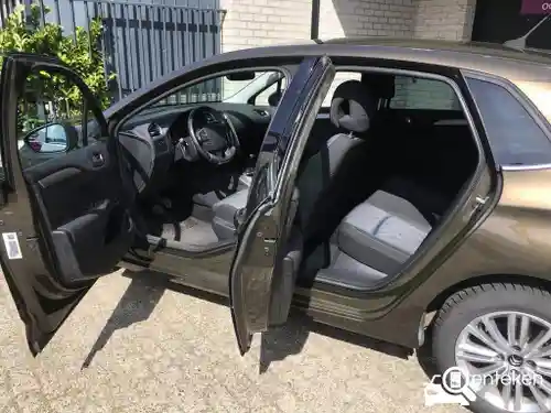 Citroen C4 VTi 120 2013