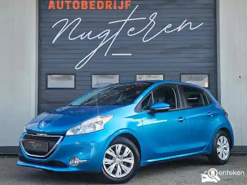 Peugeot 208 1.2 PureTech 82 2013