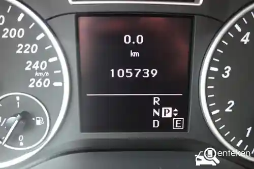 Mercedes-Benz B 180 2013