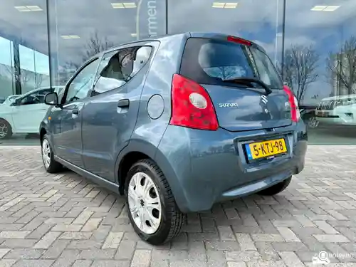 Suzuki Alto 1.0 2011