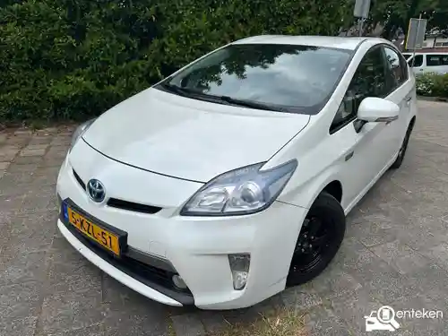 Toyota Prius 1.8 Plug-In Hybrid 2013