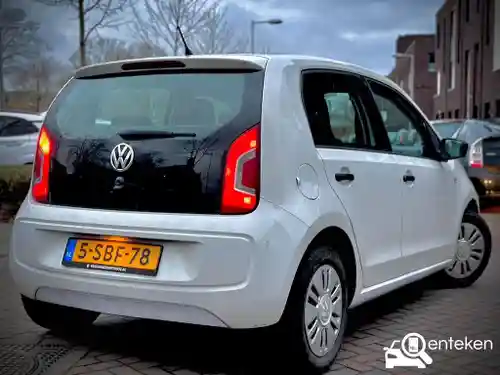 VW up! 1.0 BMT 2013
