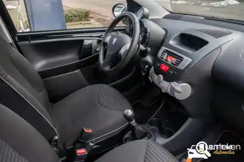 Peugeot 107 1.0 68 2013