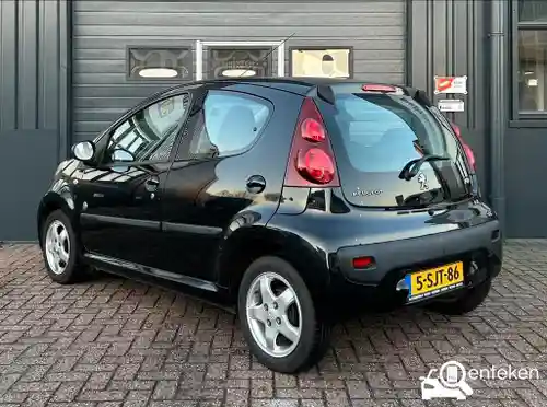 Peugeot 107 1.0 68 2013