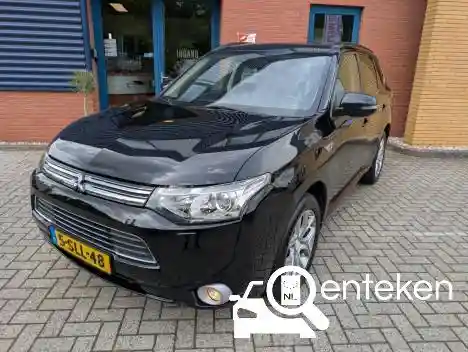 Mitsubishi Outlander 2.0 Plug-In Hybrid 2013