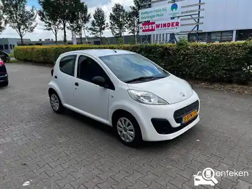 Peugeot 107 1.0 68 2013