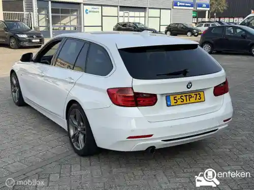 BMW 320d EfficientDynamics Edition Touring 2013