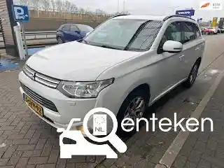 Mitsubishi Outlander 2.0 Plug-In Hybrid 2013