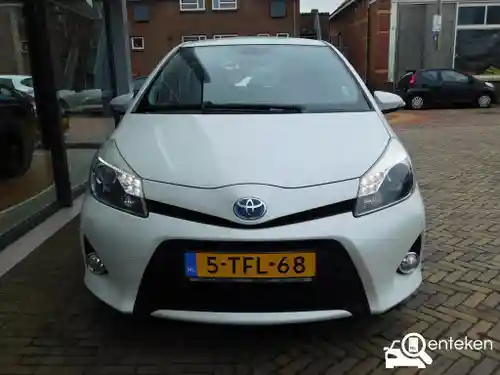 Toyota Yaris 1.5 Hybrid 2014