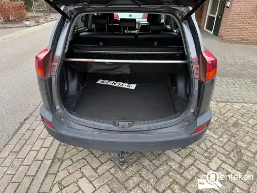 Toyota RAV4 2.0 2014