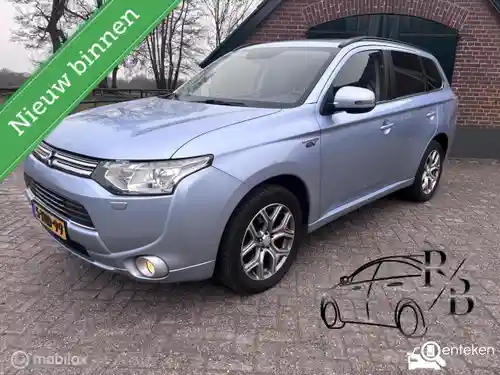 Mitsubishi Outlander 2.0 Plug-In Hybrid 2014