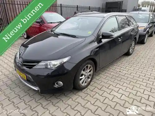 Toyota Auris Touring Sports 1.8 Hybrid 2014