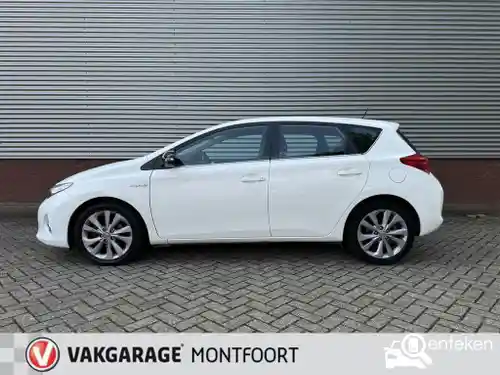 Toyota Auris 1.8 Hybrid 2013