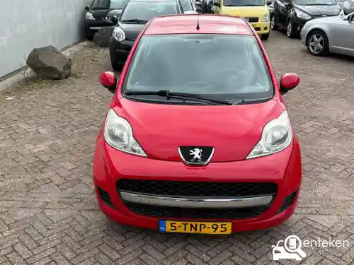 Peugeot 107 1.0 70 2011