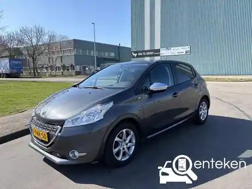 Peugeot 208 1.2 PureTech 82 2014