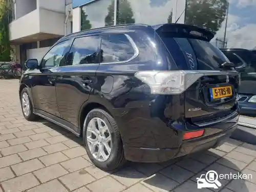 Mitsubishi Outlander 2.0 Plug-In Hybrid 2014