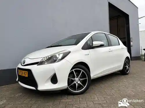 Toyota Yaris 1.5 Hybrid 2012
