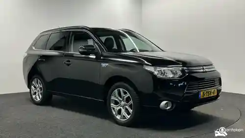 Mitsubishi Outlander 2.0 Plug-In Hybrid 2014
