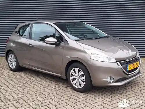 Peugeot 208 1.2 PureTech 82 2012