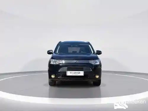Mitsubishi Outlander 2.0 Plug-In Hybrid 2014