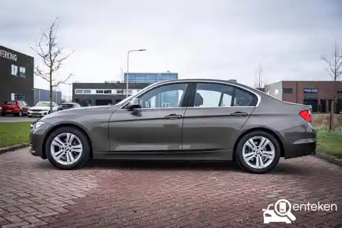 BMW 320i EfficientDynamics Edition 2014